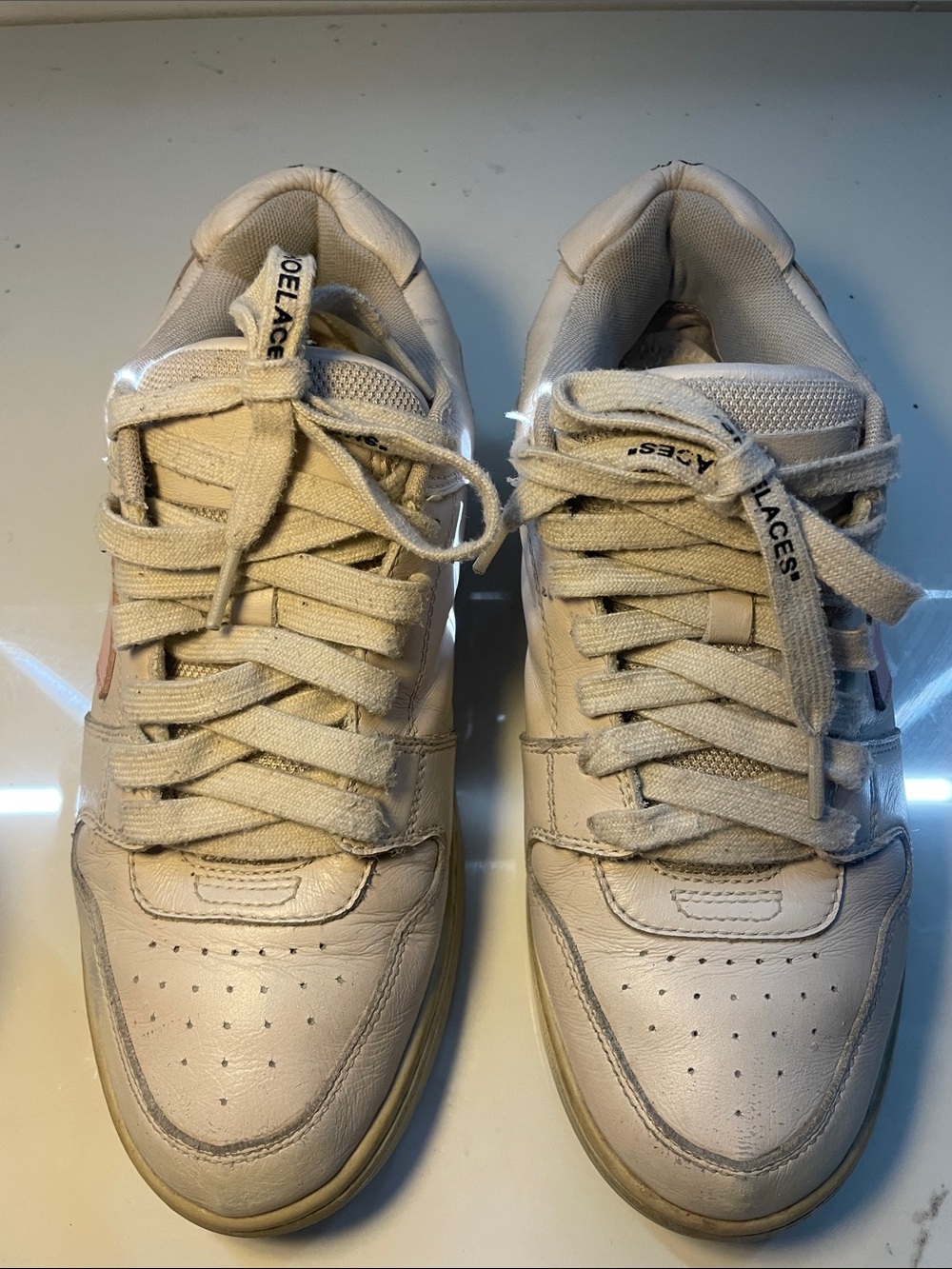 OFF - White out of office low top snearkers sz 39